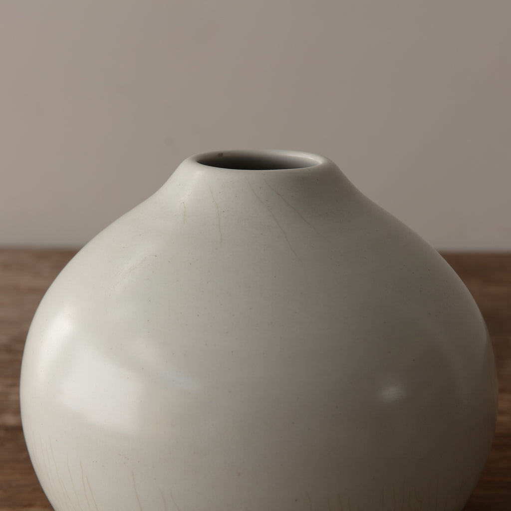 Vintage Japanese Hakuji White Vase