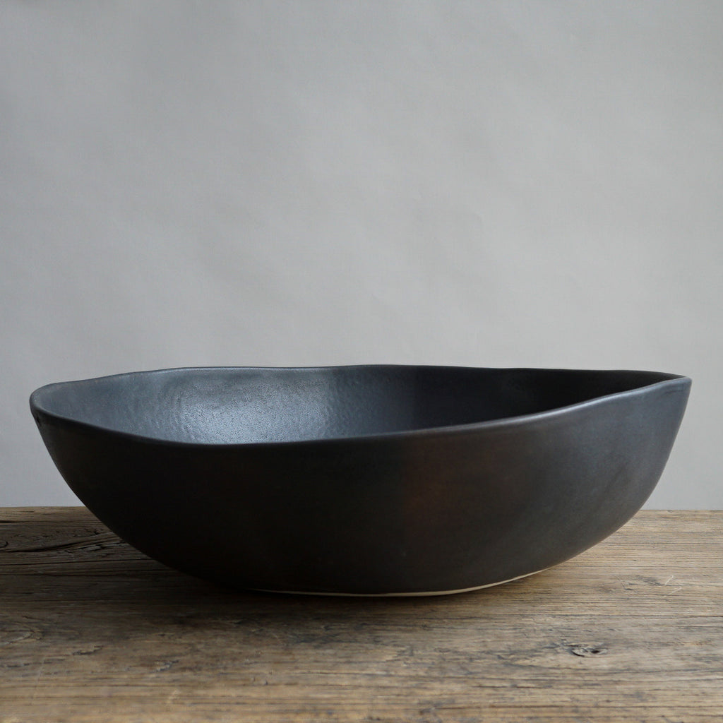 Alex Marshall 14" Round Bowl - Charcoal