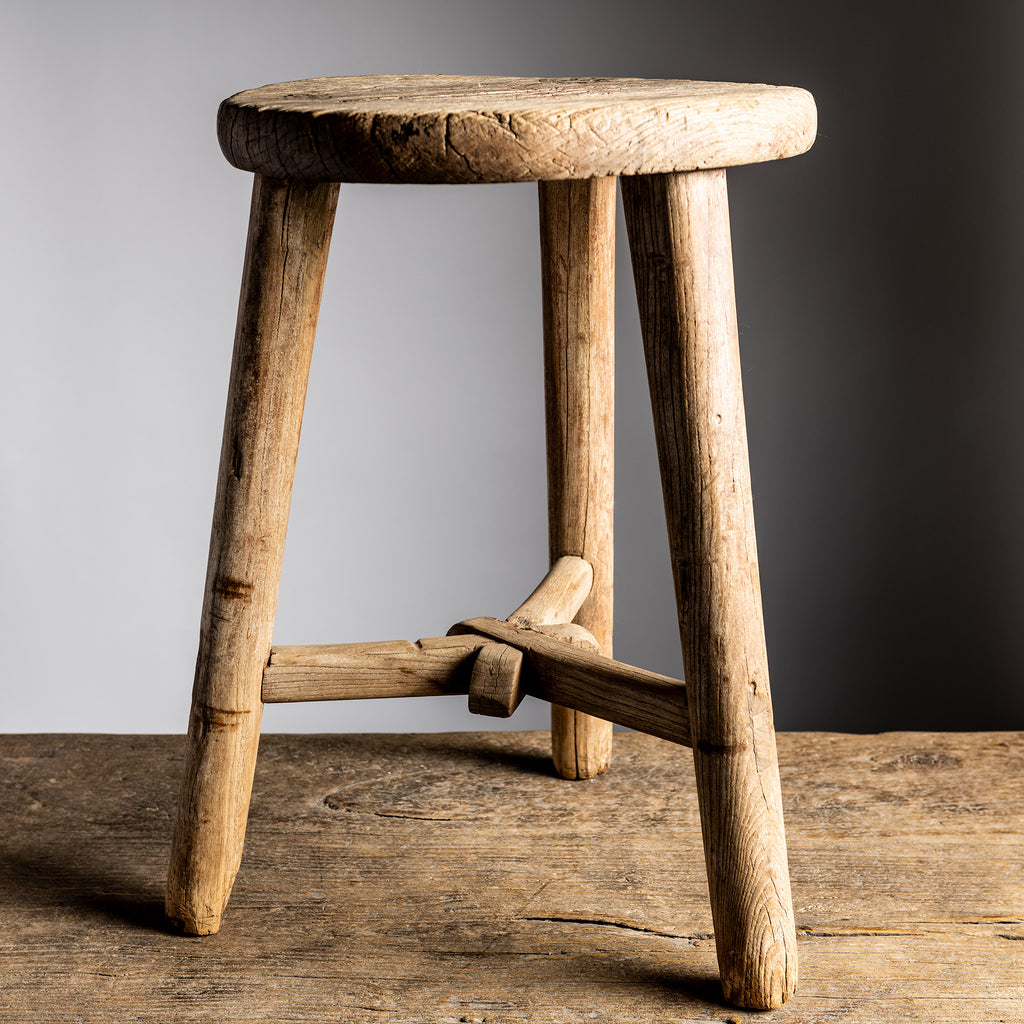 Elm Wood Stool No. 1 | HOUSEWRIGHT